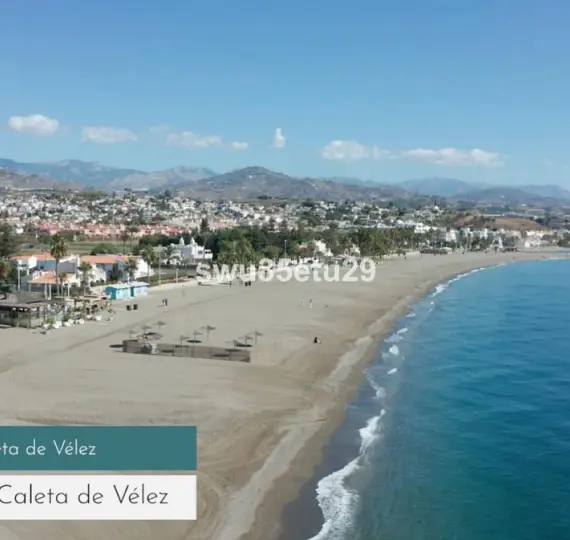 Residential plot R4289818