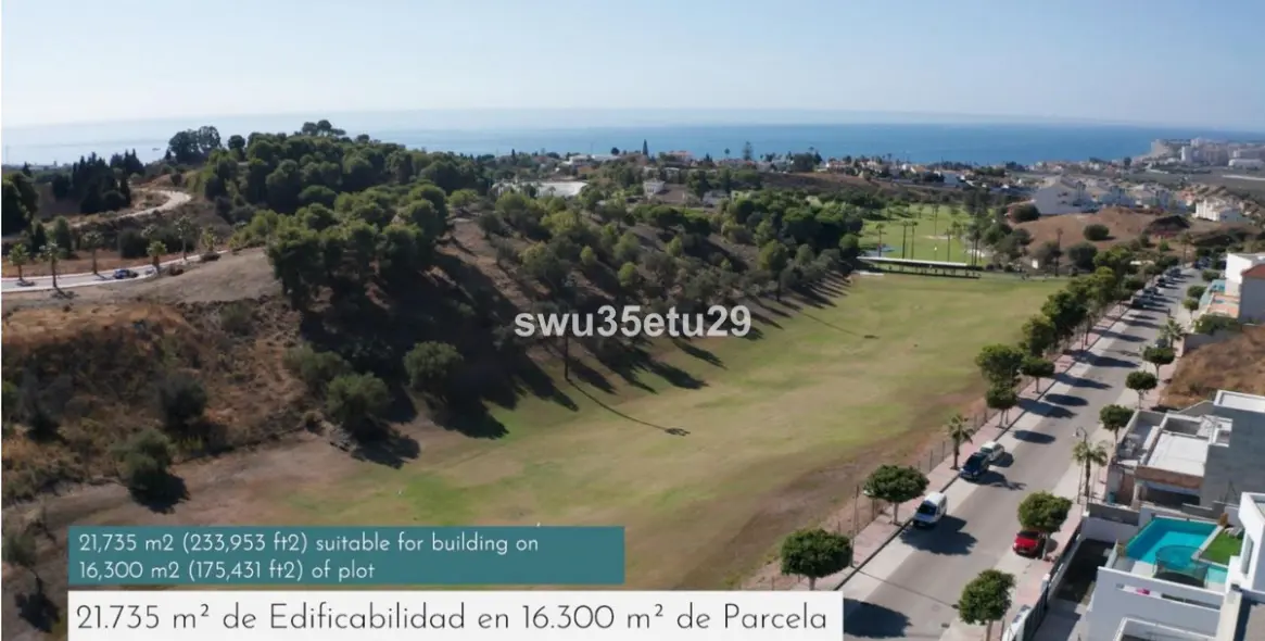 Sale of residential plot in Costa del Sol East 5