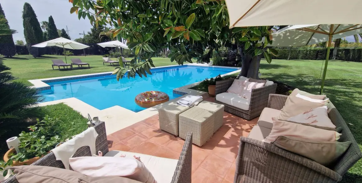 Venta de villa independiente en Benahavís 2