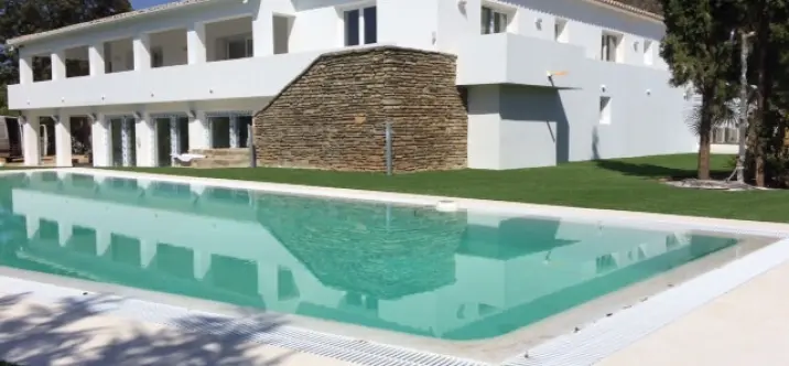 Sale of detached villa in Sierra Blanca 3