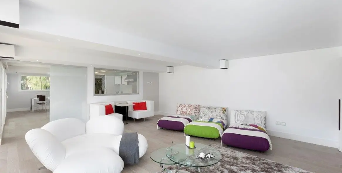 Sale of detached villa in Sierra Blanca 5