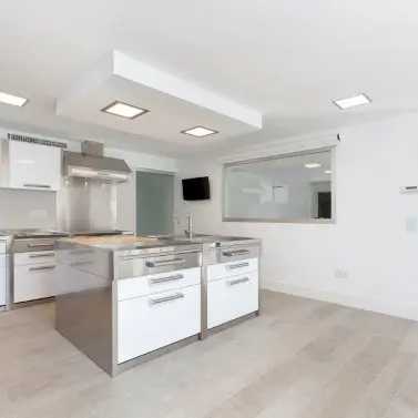 Sale of detached villa in Sierra Blanca