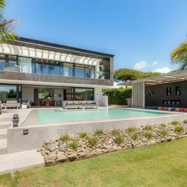 Краткосрочная аренда  отдельно стоящей виллы в Marbella