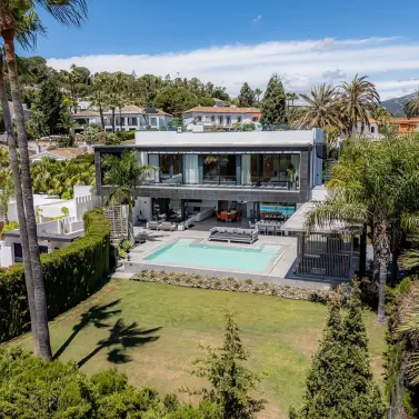 Краткосрочная аренда  отдельно стоящей виллы в Marbella