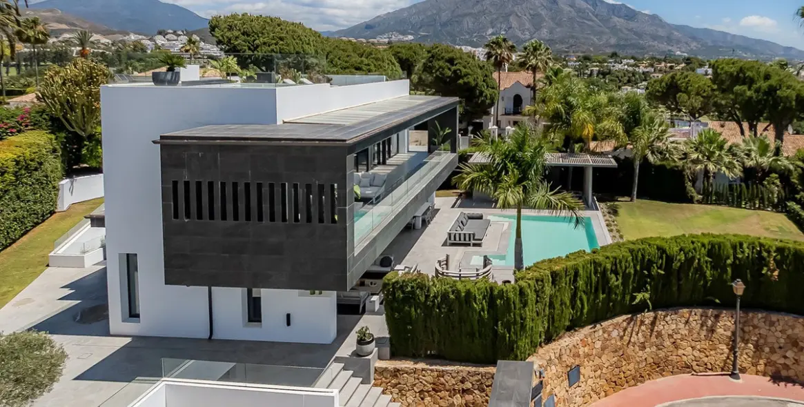 Краткосрочная аренда  отдельно стоящей виллы в Marbella 4