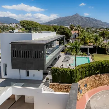 Краткосрочная аренда  отдельно стоящей виллы в Marbella