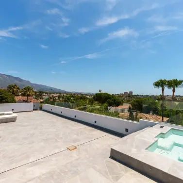 Краткосрочная аренда  отдельно стоящей виллы в Marbella