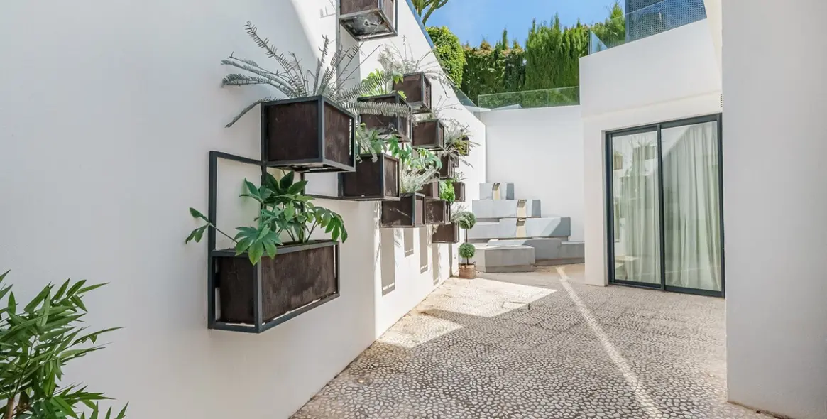 Краткосрочная аренда  отдельно стоящей виллы в Marbella 48