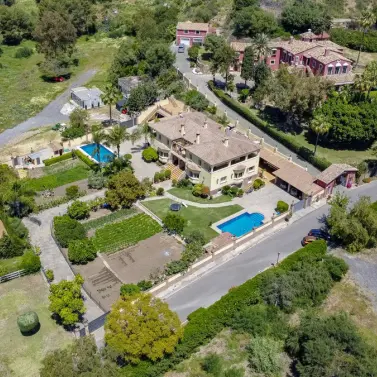 Venta de villa independiente en La Quinta