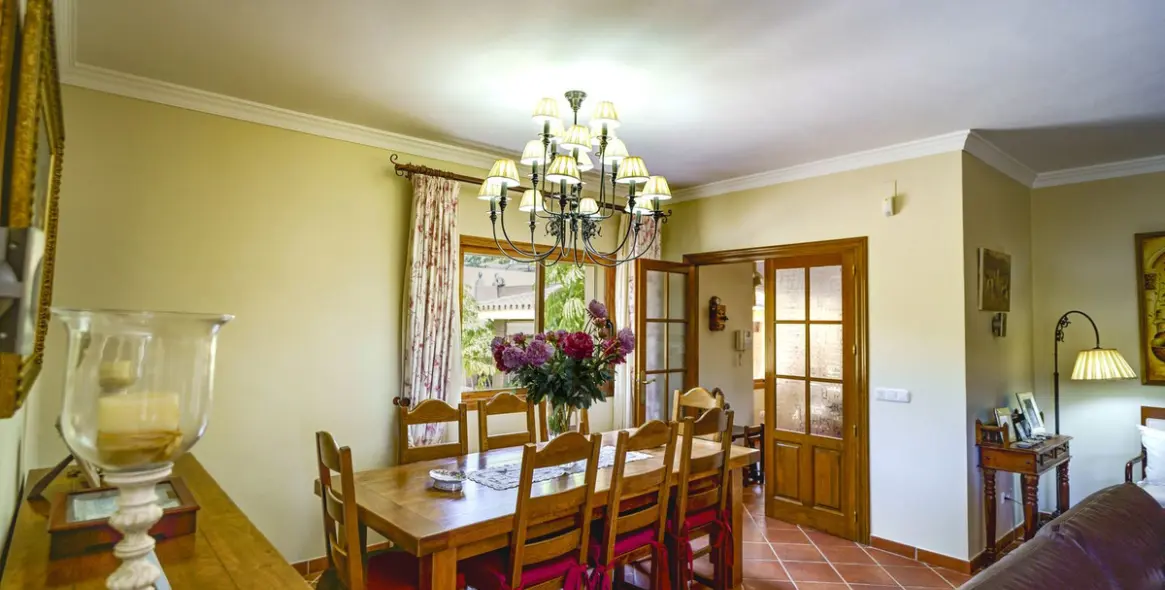 Продажа  отдельно стоящей виллы в La Quinta 37