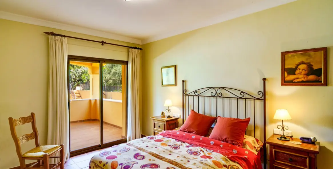 Продажа  отдельно стоящей виллы в La Quinta 52