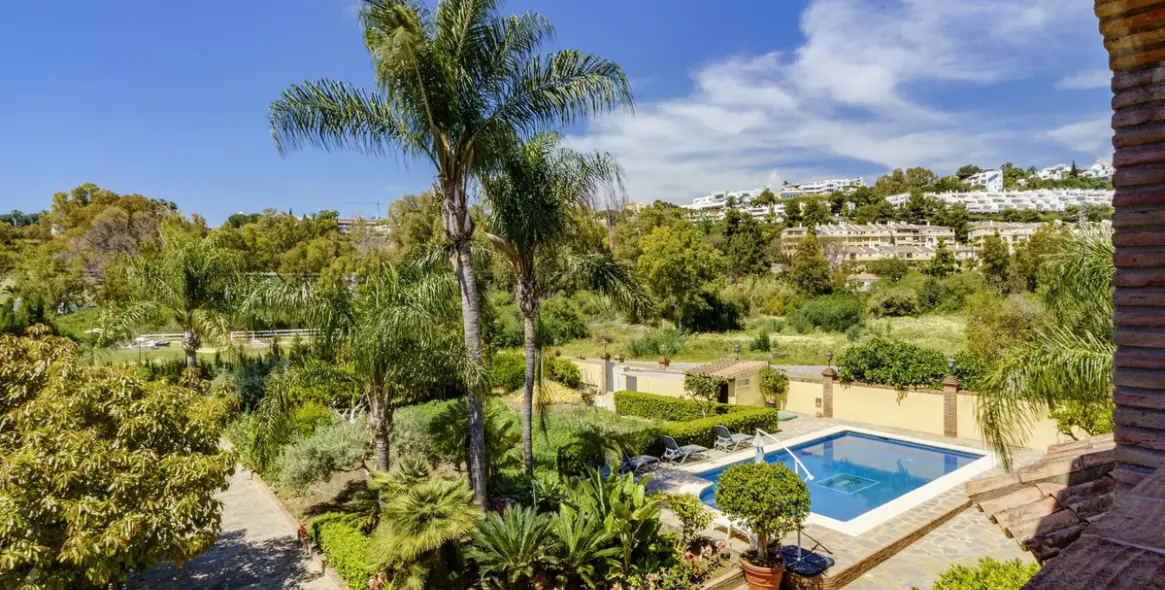 Продажа  отдельно стоящей виллы в La Quinta 70