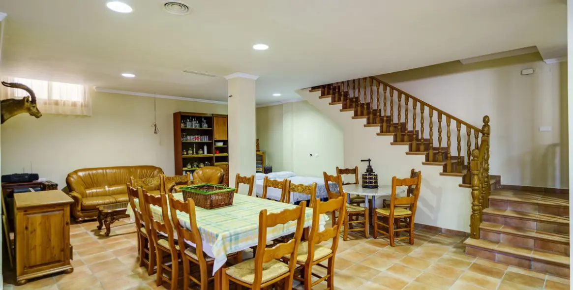 Продажа  отдельно стоящей виллы в La Quinta 80