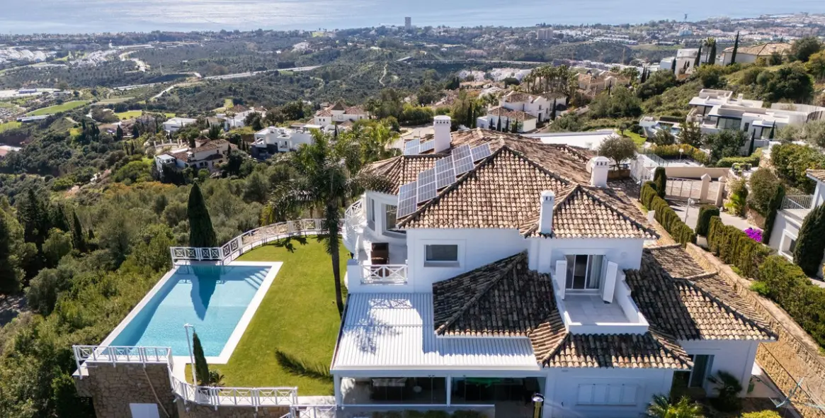 Venta de villa independiente en Marbella (distrito Marbella) 1