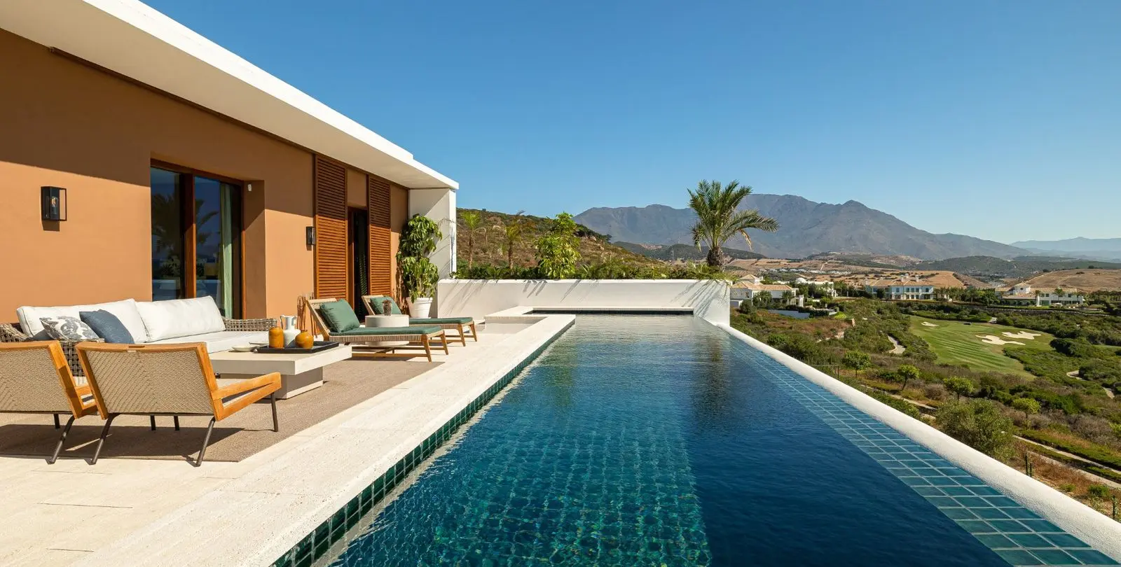 Venta de villa independiente en Casares 23