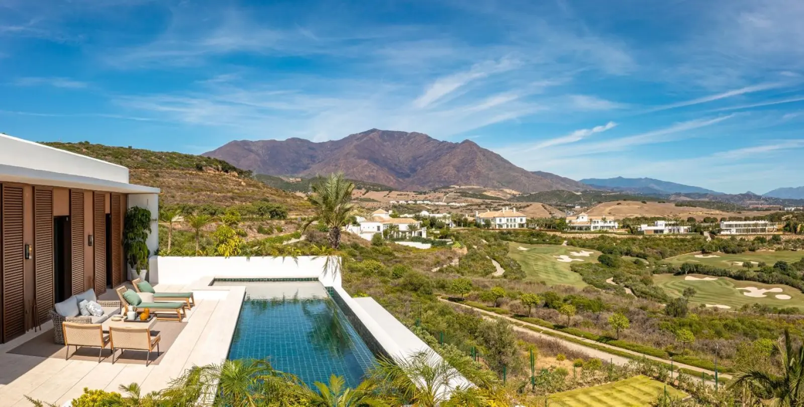 Venta de villa independiente en Casares 26