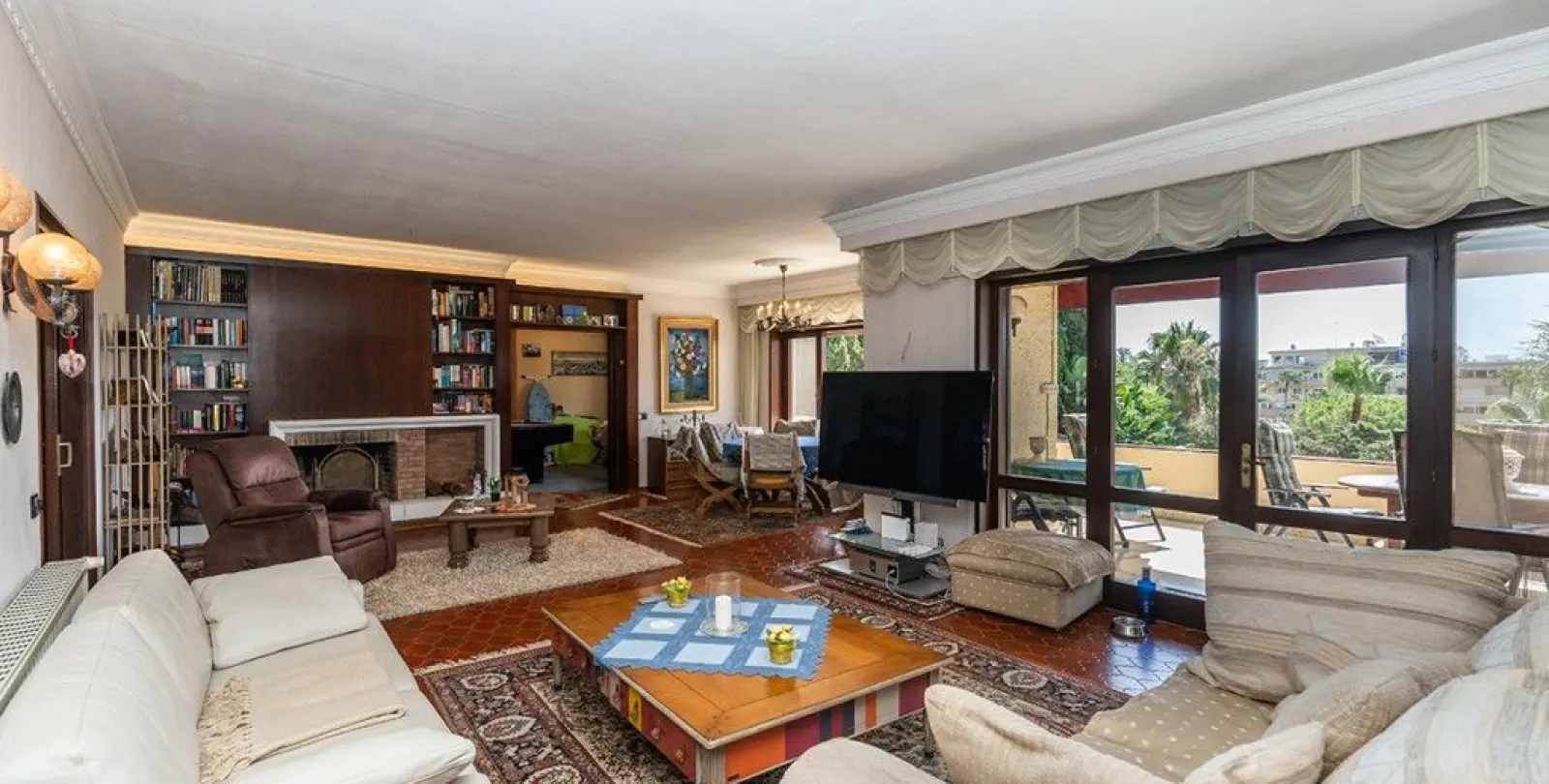Venta de villa independiente en Marbesa 11