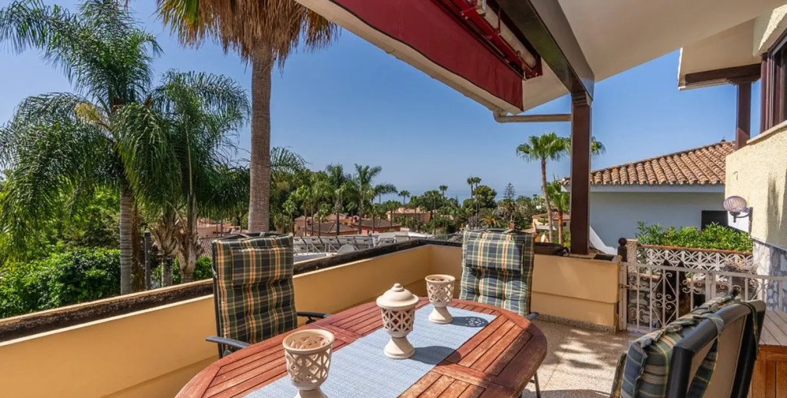 Venta de villa independiente en Marbesa 12