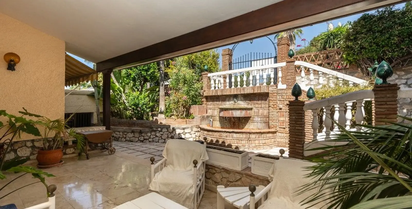Venta de villa independiente en Marbesa 22