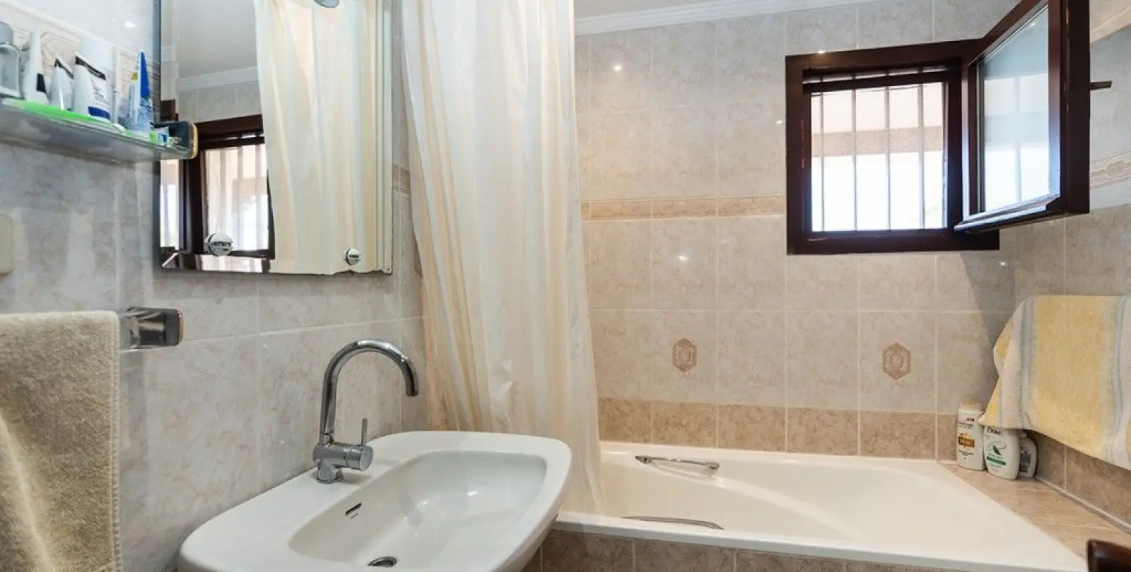 Venta de villa independiente en Marbesa 27