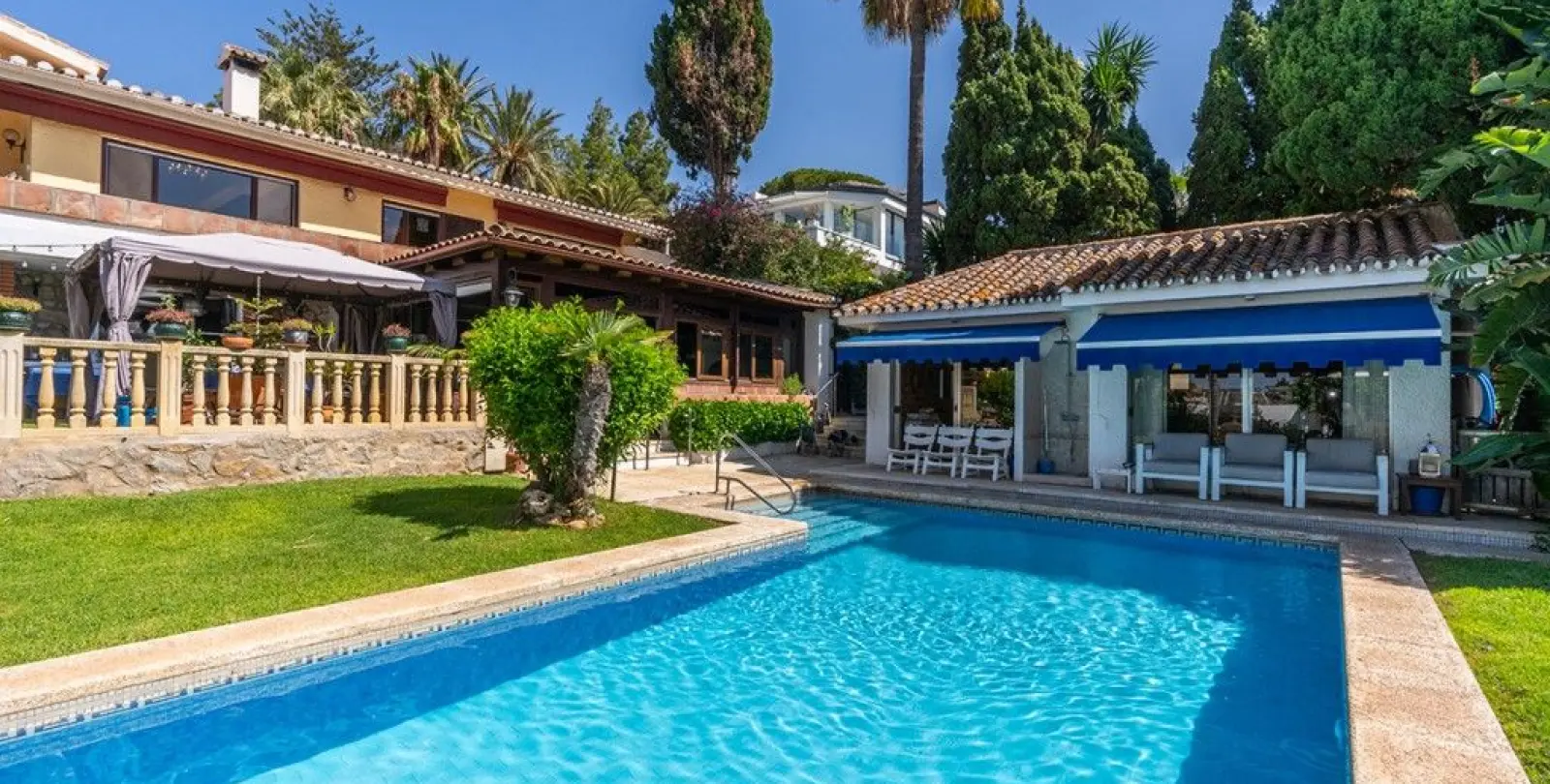 Venta de villa independiente en Marbesa 42