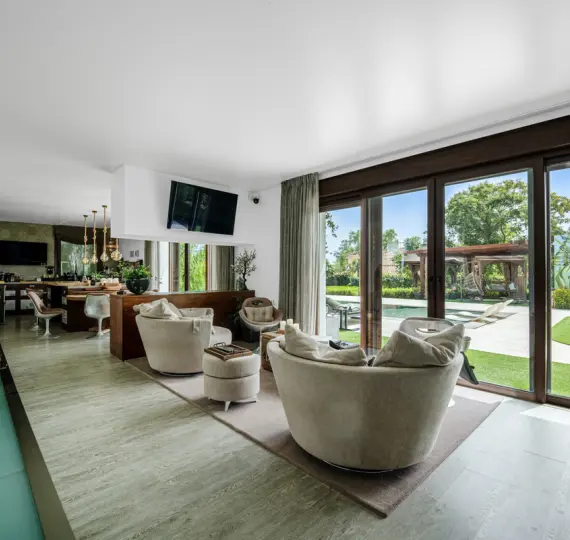 Venta de villa independiente en Benahavís