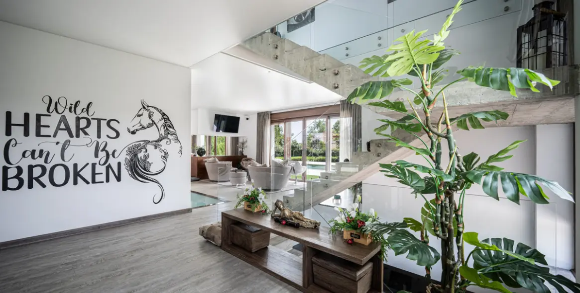 Sale of detached villa in Benahavís 17