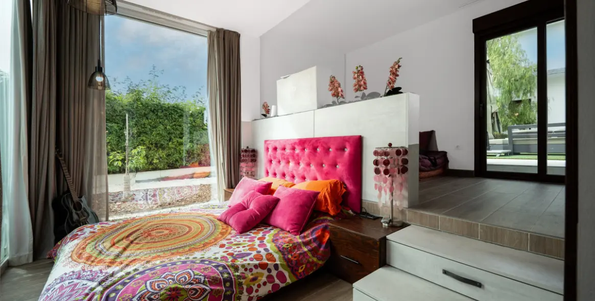 Sale of detached villa in Benahavís 18