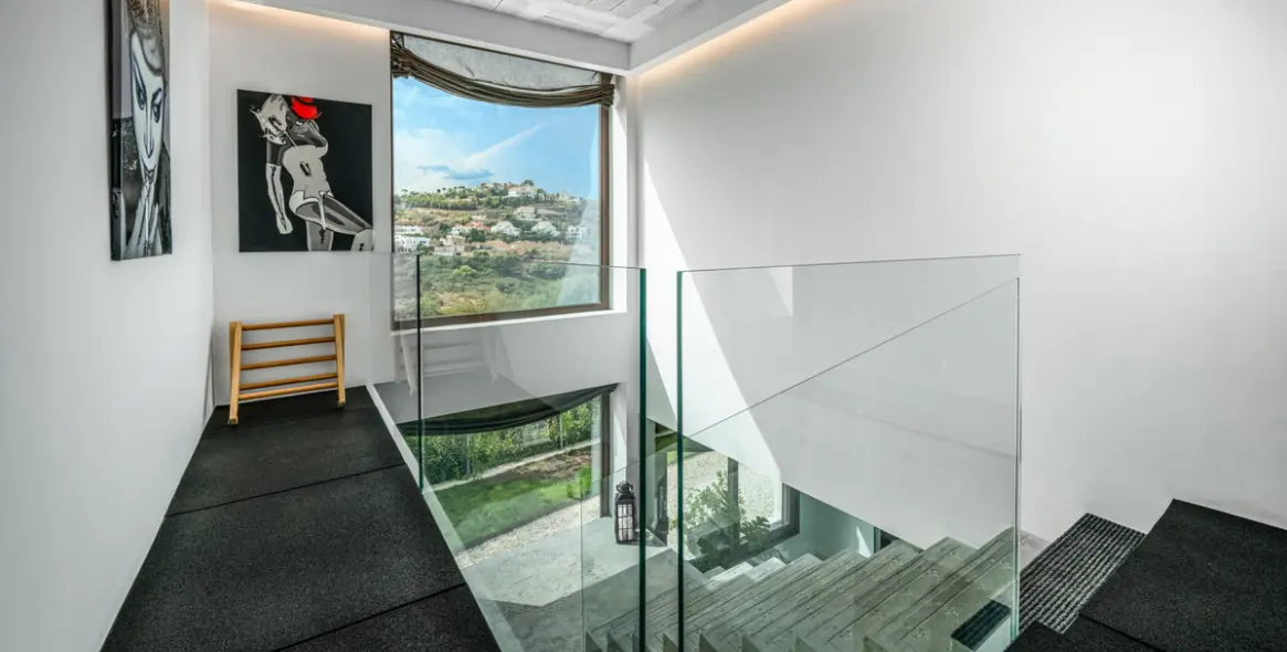 Sale of detached villa in Benahavís 45