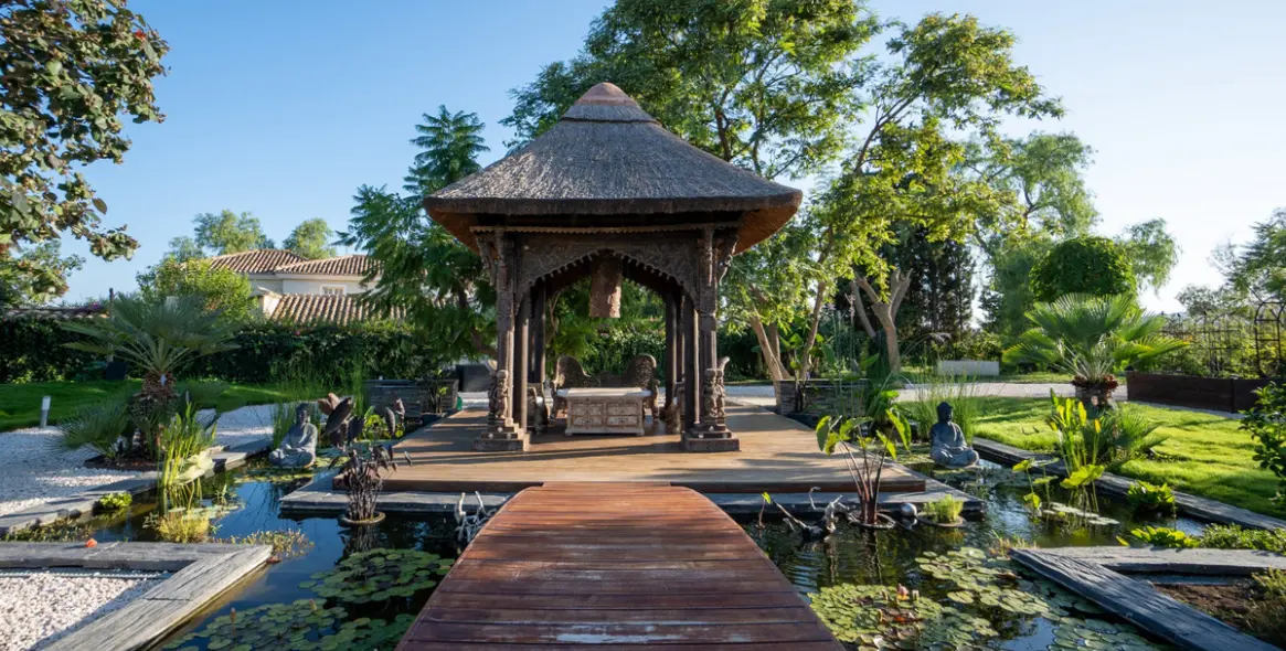 Sale of detached villa in Benahavís 51