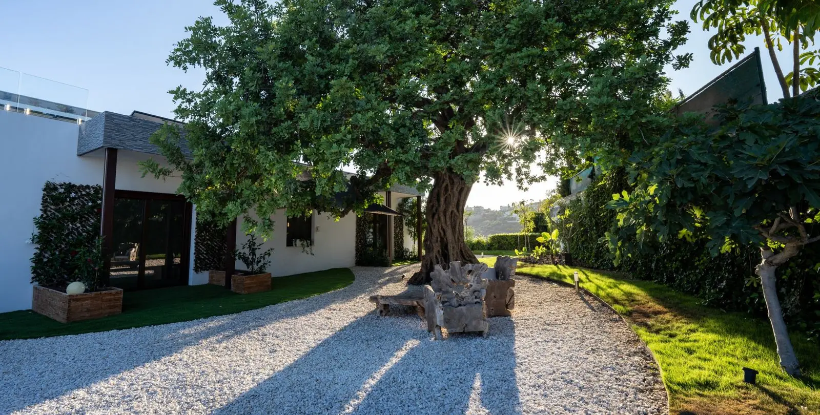 Sale of detached villa in Benahavís 25