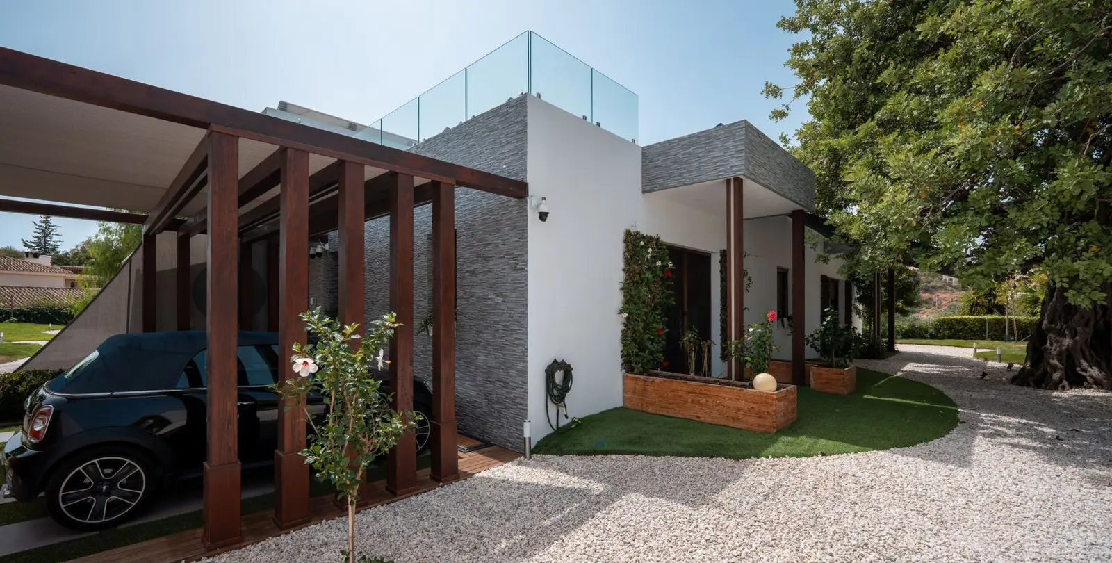 Sale of detached villa in Benahavís 57