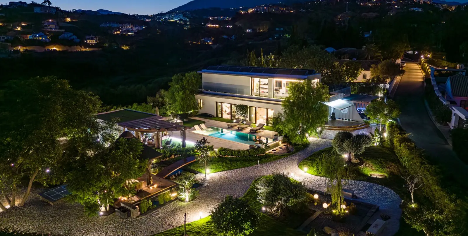 Venta de villa independiente en Benahavís 1