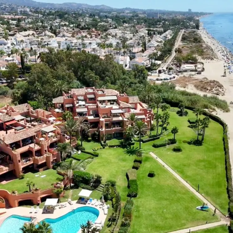 Venta de ático en Los Monteros