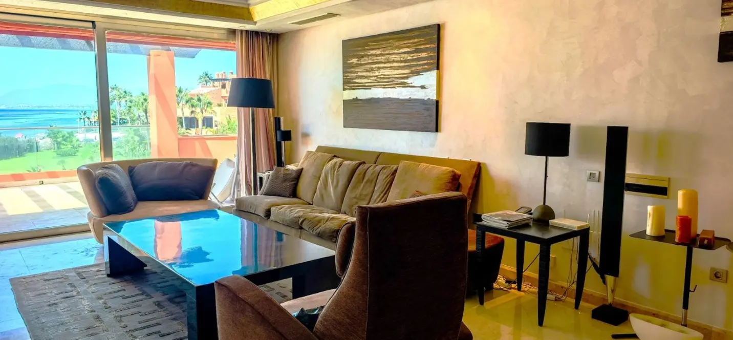 Venta de ático en Los Monteros 2
