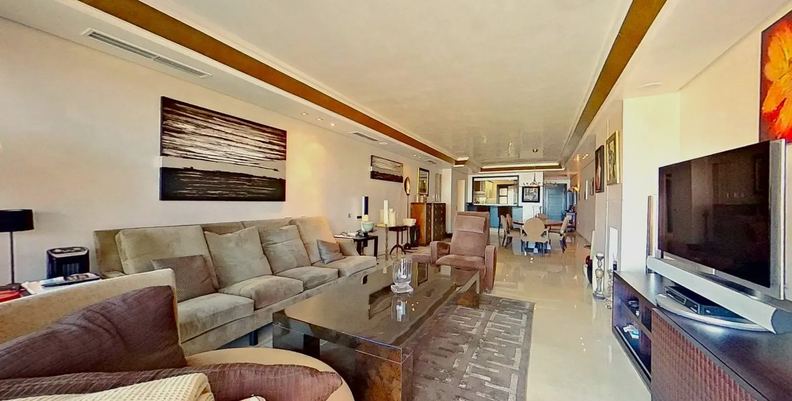 Venta de ático en Los Monteros 5