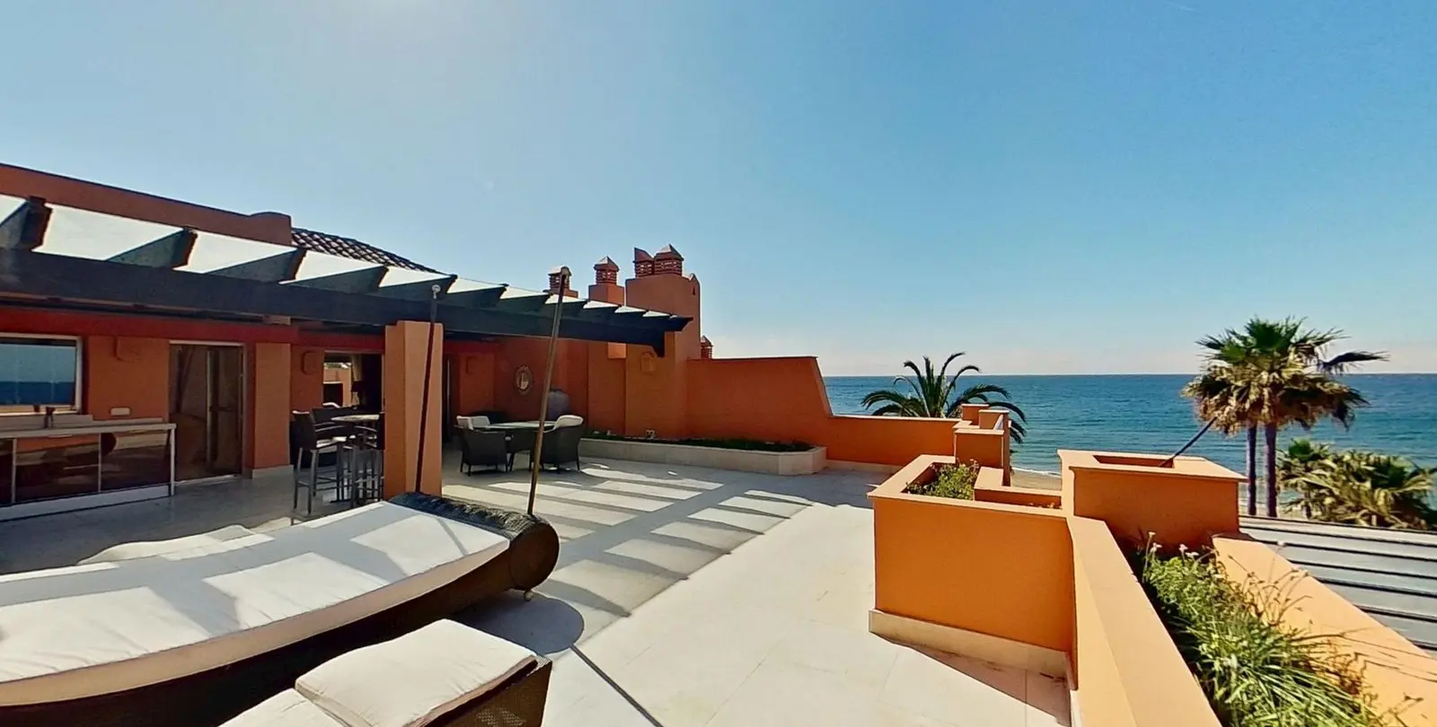 Venta de ático en Los Monteros 19