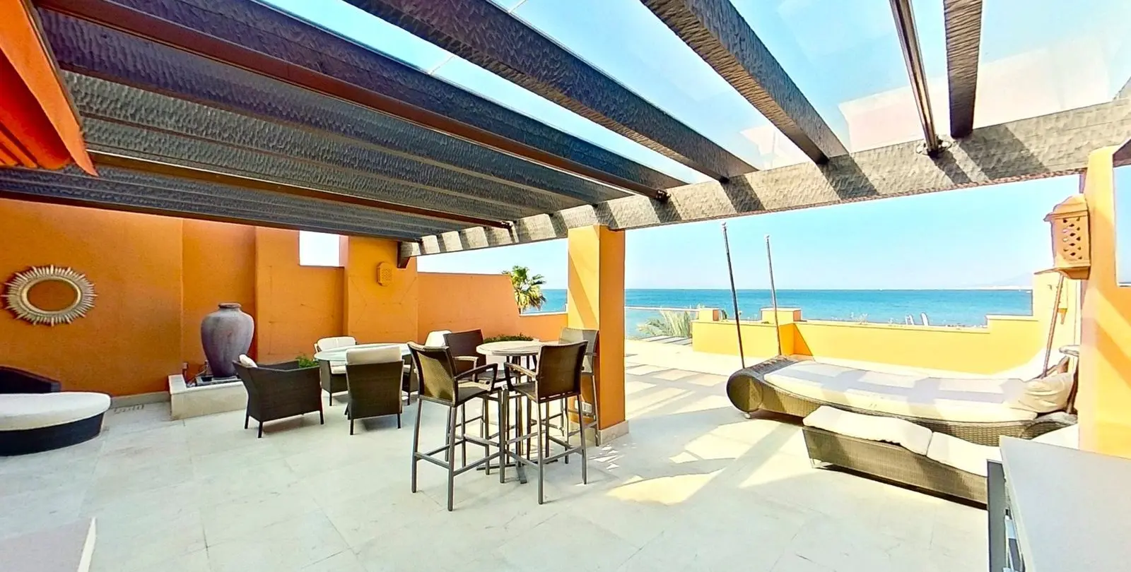 Venta de ático en Los Monteros 20