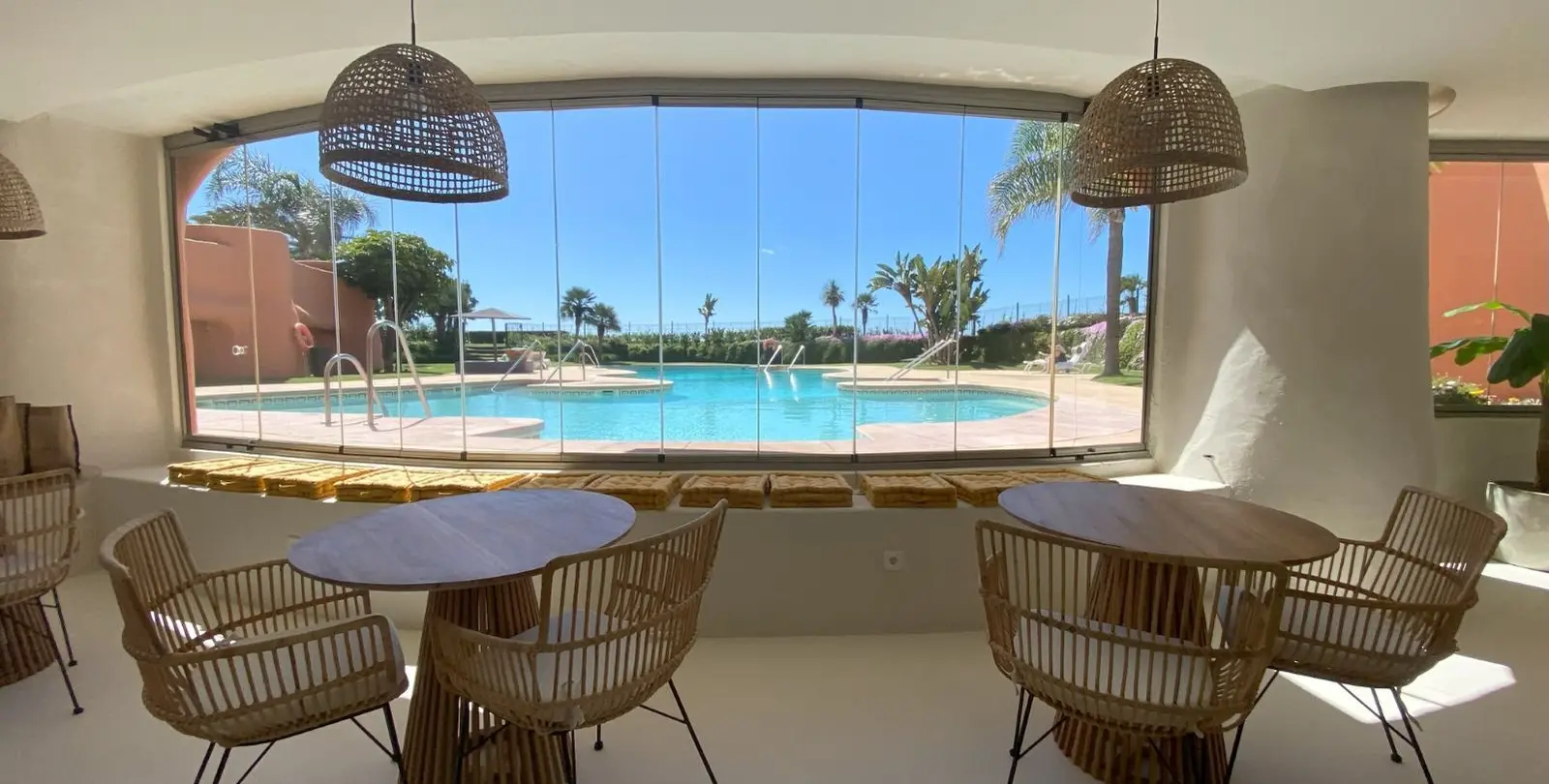 Venta de ático en Los Monteros 50