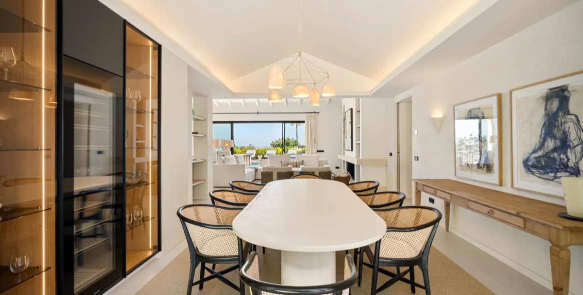 Продажа  отдельно стоящей виллы в Nueva Andalucía 17