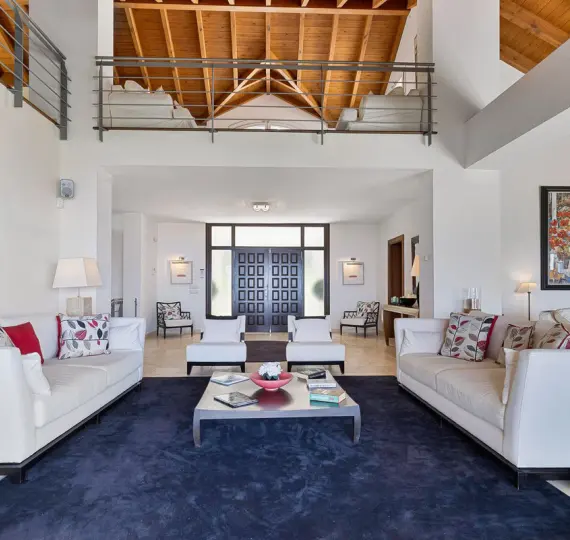 Villa independiente R5164138