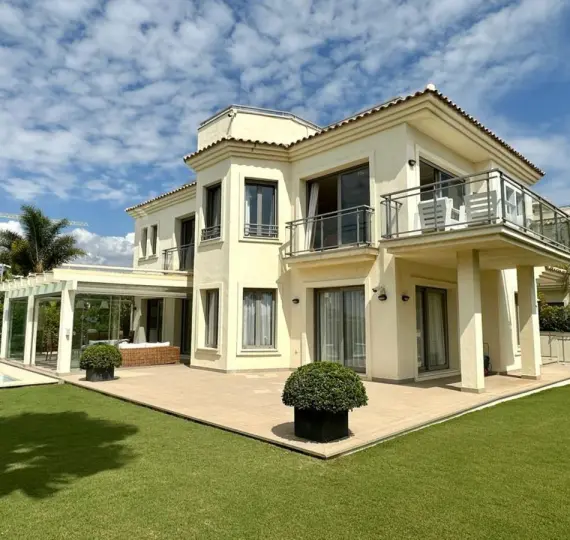 Villa independiente R5123887