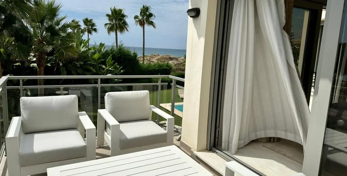 Sale of detached villa in Marbella (district Marbella) 5