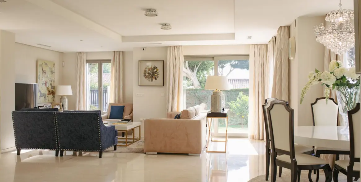 Sale of detached villa in Marbella (district Marbella) 9