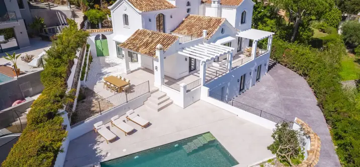 Sale of detached villa in El Madroñal 0