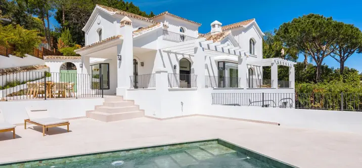 Sale of detached villa in El Madroñal 2