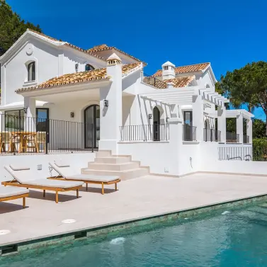 Sale of detached villa in El Madroñal