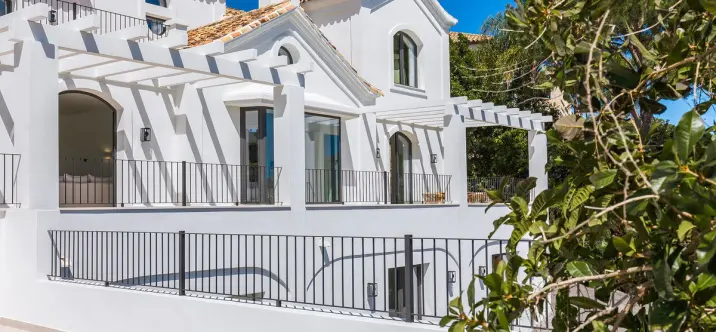 Sale of detached villa in El Madroñal 4