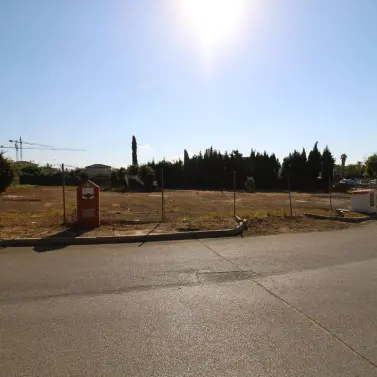 Venta de parcela residencial en The Golden Mile