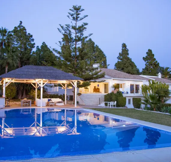 Oтдельно стоящая вилла R4297141